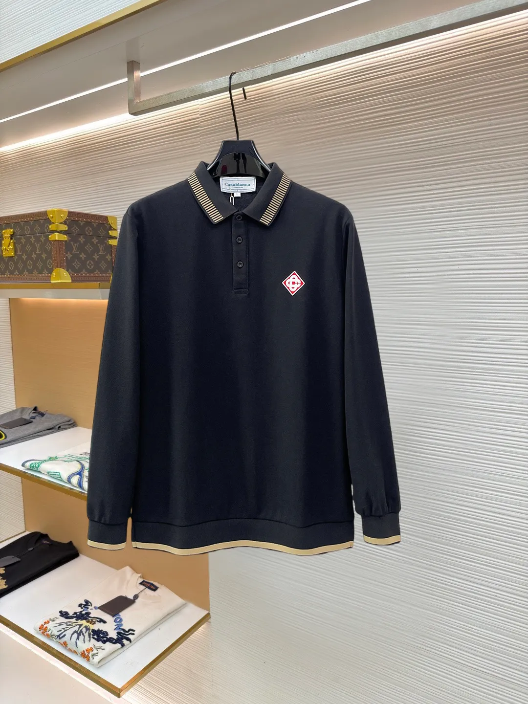 Casablanca New Arrival long-sleeved Polo shirt, original fabric, official Same Style, made of pure cotton pique fabric, custom-made in the same vat, feels very comfortable and smooth, very wide and stylish, produced by a first-line brand Factory, imported Behringer embroidery machine, embroidery is full and textured, collar and collar ribs are woven with imported yarn, will not deform after long-term wear, the most New Arrival style in autumn and winter, fashionable and individual, super Versatile and good-looking Very suitable for both men and women. A must-have item for everyone. Size: M-XXXL